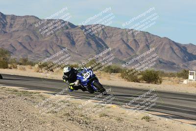 media/Nov-02-2025-CVMA (Sun) [[337aff29ab]]/Race 18-Supersport Middleweight/